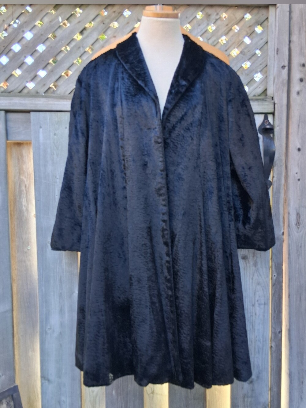 Vintage OLSEN Velvet Swing Coat
